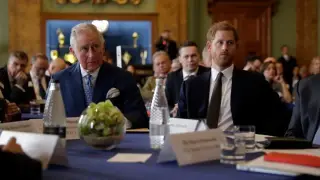 Royal Feud Roils Queen Elizabeth II’s Anniversary as Charles’s Letter Triggers Timing Debate
