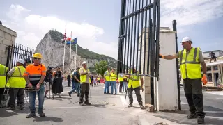 Last wall falls as Spain–Gibraltar border opens, boosting cross-border prosperity