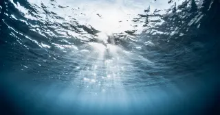 Underwater Waterfall in Denmark Strait Drops 3,500 Meters, Driving Atlantic Circulation