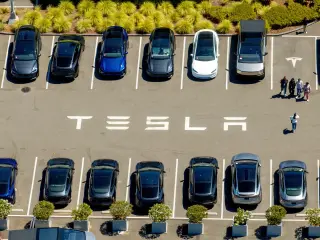 NHTSA launches crash probe into fatal Texas Tesla incident