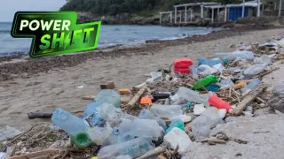 Turning Plastic Waste Into Clean Hydrogen With a Low-Temp Alkaline Process