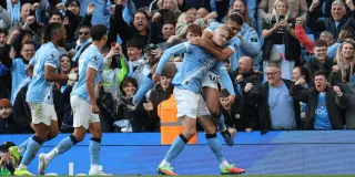 City edge Arsenal as Haaland nets decisive winner to tighten title race