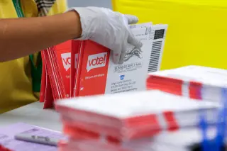 Court seeks emergency path to restore USPS mail-ballot rule