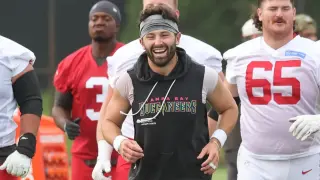Baker Mayfield inks 3-year, $165M extension with Buccaneers