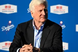 Dodgers Owner Mark Walter Faces Fraud Lawsuit Amid Federal Probe