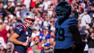 Patriots Beat Jets 26-19 Despite Sloppy Play, A.J. Brown Drops, and Injury Plague