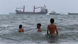 Strait of Hormuz Under Fresh Strikes as Trump’s Safe-Passage Claim Is Questioned