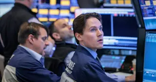 AI Investment Doubts Trigger Market Pullback and Economic Concerns