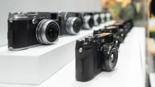 Three Compact Cameras That Outgun the iPhone 17 Pro Max