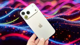iPhone 18 Pro Max Review: A Flagship in the Shadow of the Foldable