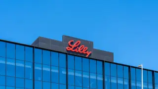 Lilly’s next-gen obesity drug shows weight loss potential but safety signals need more data