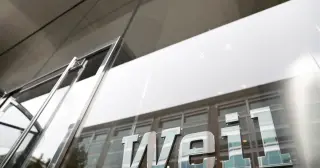 Weil’s Leadership Vacuum Deepens as Co-Managing Partner Nee Declines Chair Role Amid Merger Collapse