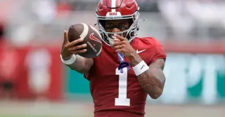 Alabama Dominates ECU as Russell Shines in Season Opener