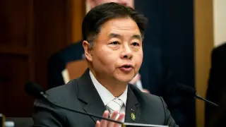 Lieu presses Waltz to quit after Iran-conflict troop deaths