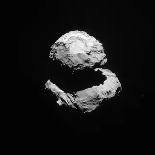Sunlit comet dust masquerades as stars, sending Rosetta into safe mode near 67P