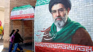 Kagan warns Iran war risks a strategic U.S. defeat
