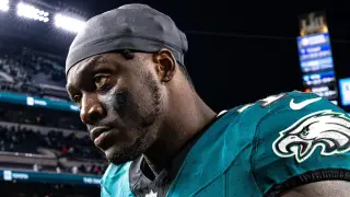 Eagles Move Toward Parting Ways with AJ Brown as Patriots Trade Looms