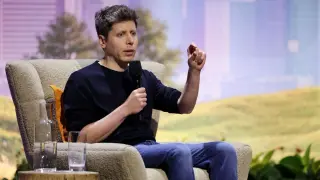 Altman: Fear about AI is warranted, but trust AI firms to act safely