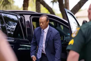 Florida weighs golf-cart use for Tiger Woods during suspension