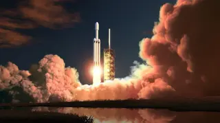 SpaceX Debut Sparks Caution: IPOs Often Falter in Year One