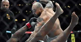 Sharaf's 12-Second KO of Steveson Sparks Debate Over Post-Fight Conduct