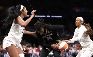 Atlanta Dream Force Turnovers to Defeat Liberty 92-82 in Semifinals