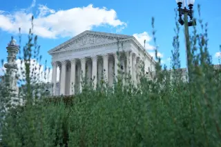 Supreme Court Upholds New Hampshire Ban on Student IDs for Midterm Voting