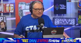 Longtime Miami Herald sports columnist Greg Cote exits after 54 years