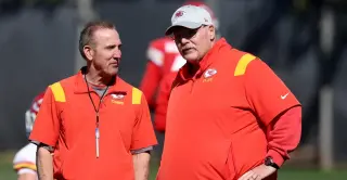 Chiefs' 2026 Draft Signals Defense-First Rebuild Backed by Mahomes