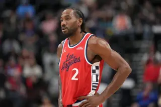 Kawhi Leonard Trade to Raptors Near Finish After Penalties Fallout
