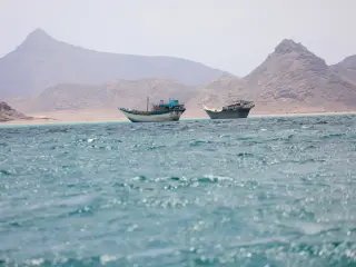 Oil tops $100 as Houthis test Red Sea routes and market risk