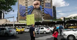 Three-layer mistrust stalls US-Iran diplomacy
