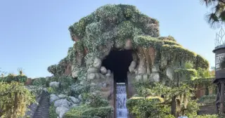 13-year-old tumbles 50-foot Disneyland waterfall after exiting ride early