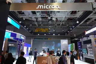 Broadcom's AI forecast miss drags memory names MU, SNDK, WDC as retail buys the dip