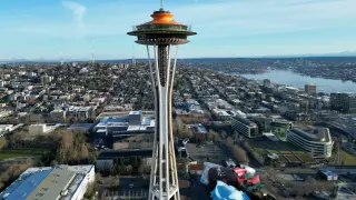Parachute Jump From Space Needle Triggers Seattle Police Search