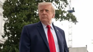 Trump ties Iran war end to midterms as US-Iran tensions escalate