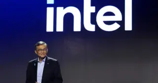 Intel CEO Seeks U.S. Backing for Massive Stock Sale to Fuel AI Push