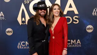 Elizabeth Hurley and Billy Ray Cyrus plan to cohabit in Los Angeles