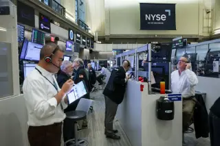S&P 500 Softens Ahead of Alphabet and Tesla Earnings