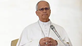 Pope Leo XIV Diagnosed with Lung Cancer After Successful Surgery