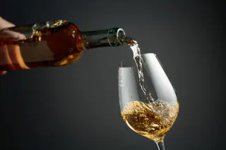 Wine Linked to Lower Mortality Than Spirits or Beer at Light-to-Moderate Drinking