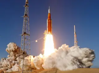 America’s rocket cadence climbs as Artemis and Starship push a launch boom