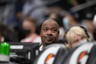 Stacey King, Bulls’ Iconic TV Voice, Dies at 59