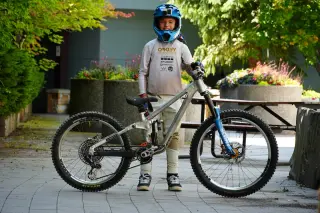 Wes Lukens' Growth-Ready 26/24 Frameworks Mullet: A Kid-Sized DH Dream