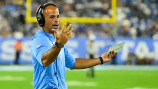 Titans’ Second-Half Collapse Sparks Coaching Critique After Week 1 Loss