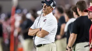 Fire Beamer echoes as South Carolina’s stumble against Mississippi State deepens the heat