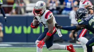 A.J. Brown backs Patriots WRs in Week 1, but injury sidelines him as Seahawks win