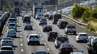 Record travel weekend despite higher gas and flight prices