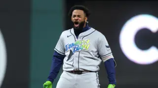 Rays Break Postseason Scoring Drought to Tie ALCS 2-2