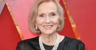 Eva Marie Saint, Oscar-Winning Actress and 'North by Northwest' Icon, Dies at 102